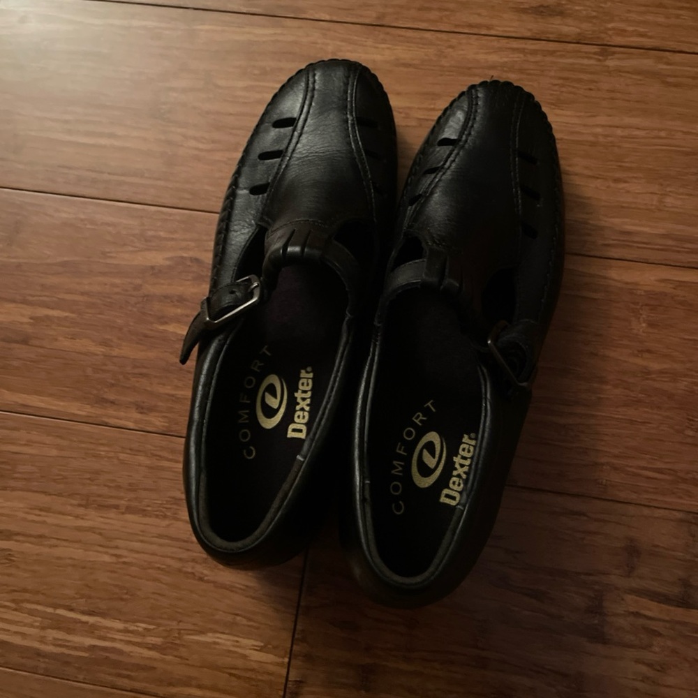 Ladies Dexter Comfort Relaxed Black Leather Slip on loafers size 9 1/2 M